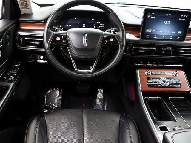 Used 2021 Lincoln Aviator Reserve w/ Equipment Group 201A AWD/4WD image 16