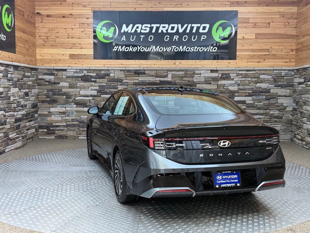 Used 2024 Hyundai Sonata Limited FWD image 17