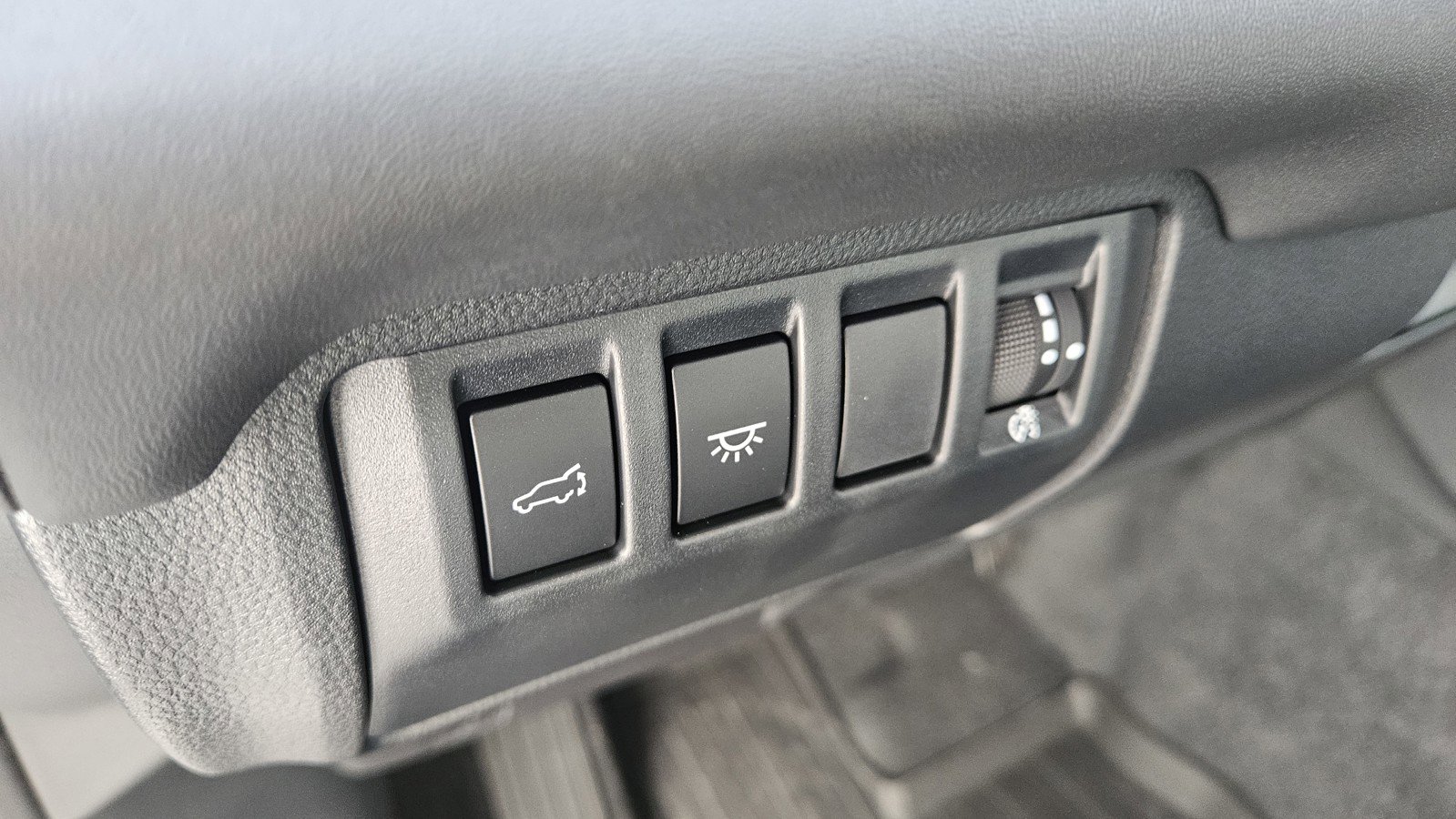 New 2025 Subaru Ascent Bronze Edition image 17