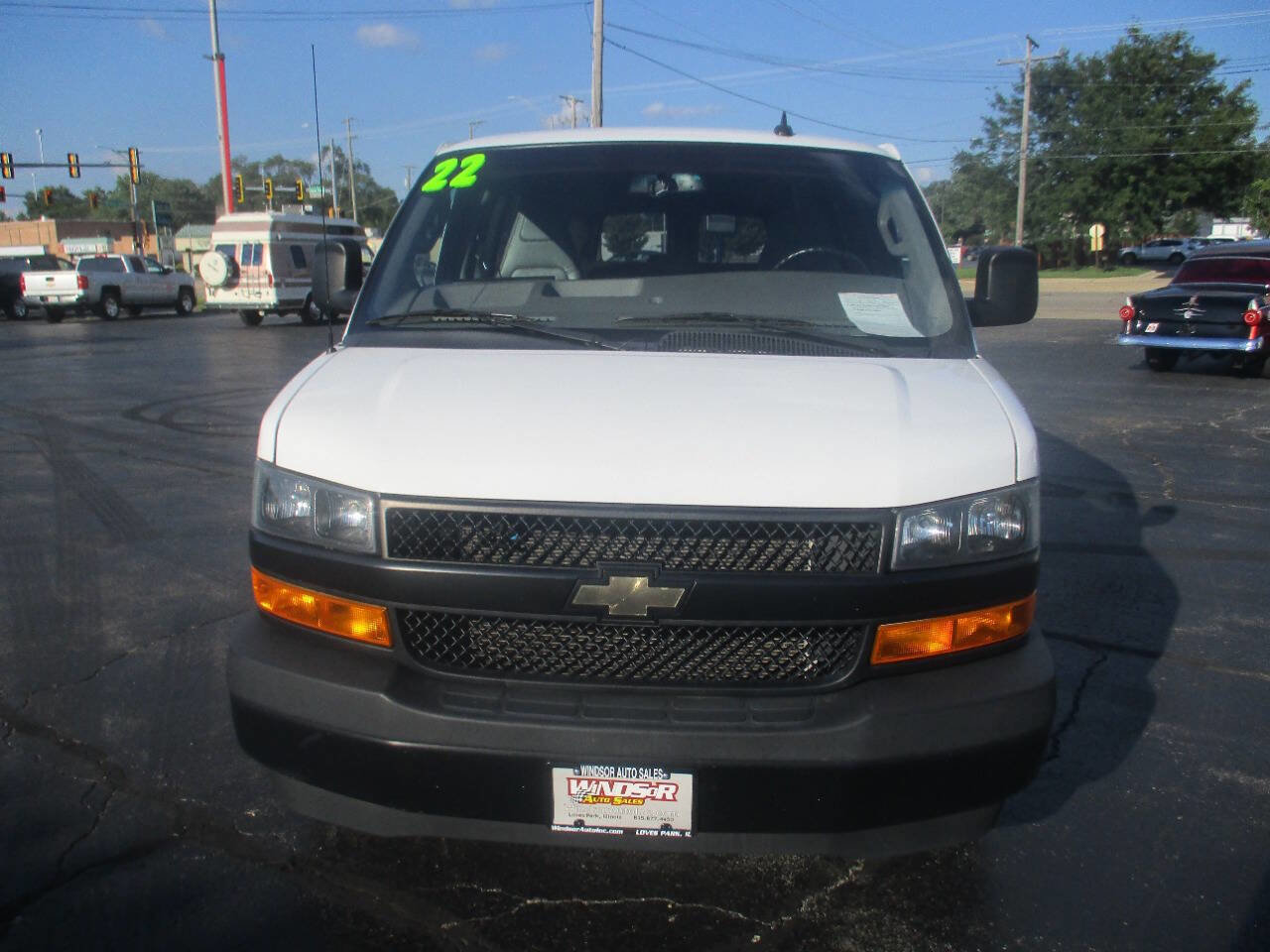 Used 2022 Chevrolet Express 3500 LS image 10