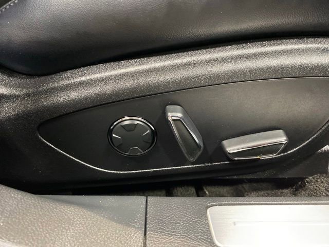 Used 2018 Lincoln MKZ Select w/ Select Plus Package FWD image 31
