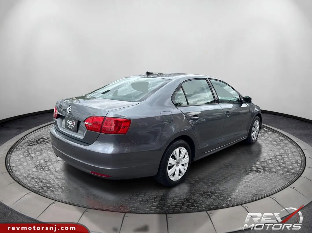 Used 2014 Volkswagen Jetta SE FWD image 5