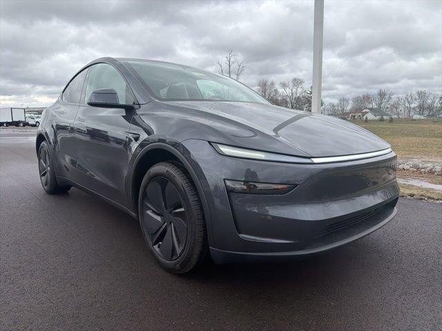 Used 2026 Tesla Model Y Long Range image 1