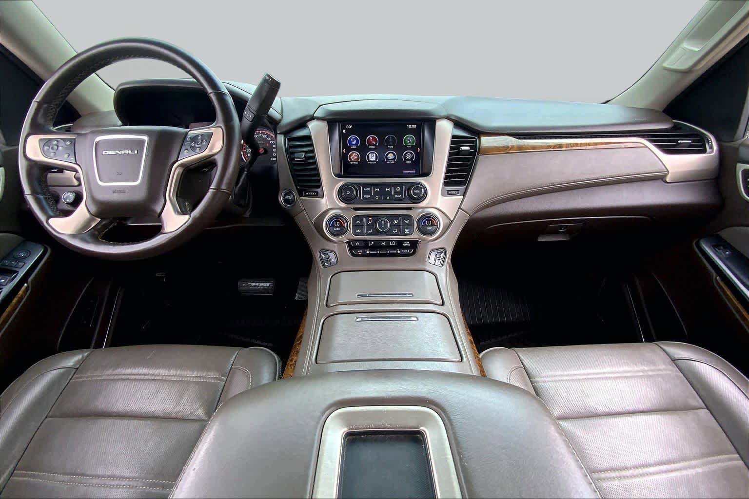 Used 2015 GMC Yukon Denali w/ Touring Package AWD/4WD image 14