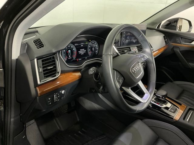 Used 2021 Audi Q5 Prestige w/ Prestige Package AWD/4WD image 19