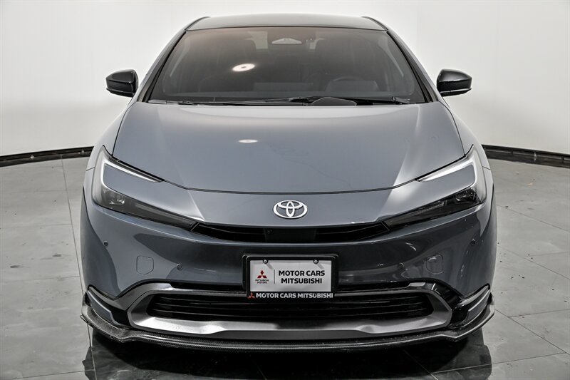 Used 2026 Toyota Prius Limited w/ Limited Premium Package FWD image 4