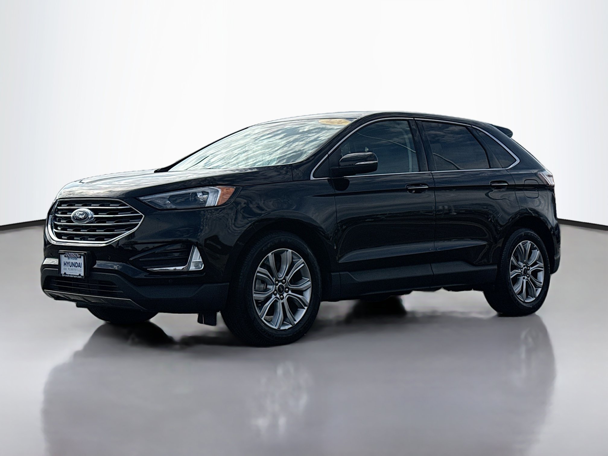 Used 2024 Ford Edge Titanium AWD/4WD image 13