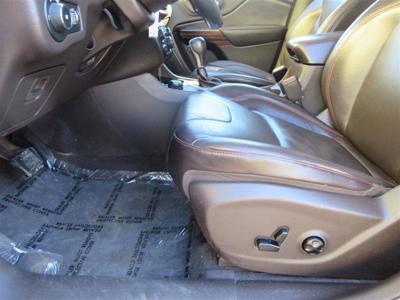 Used 2014 Jeep Cherokee Trailhawk w/ Leather Interior Group image 18