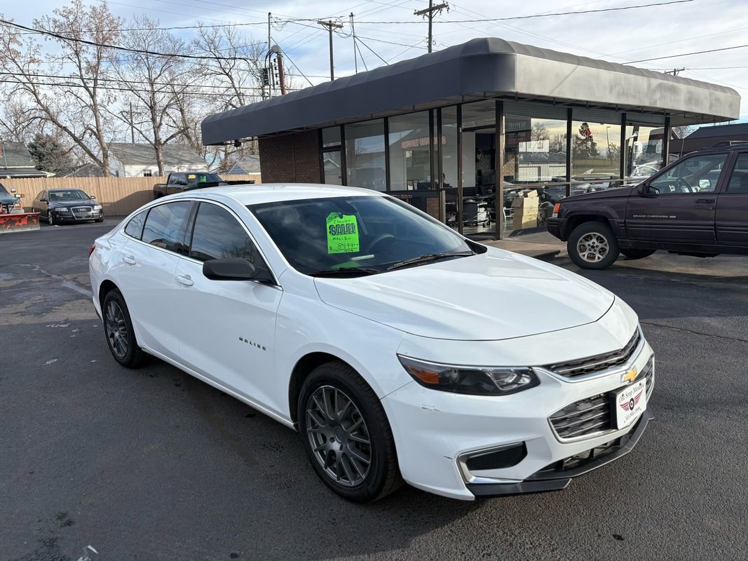 Used 2018 Chevrolet Malibu LS image 1