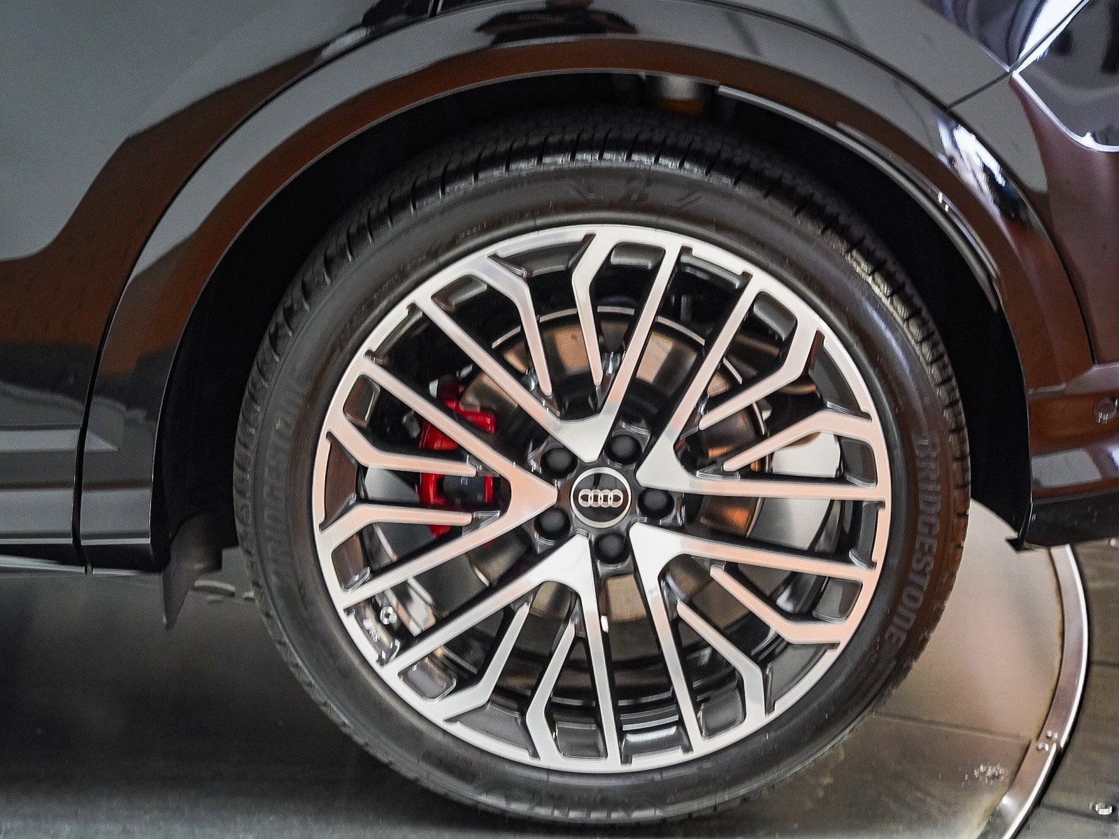 New 2025 Audi SQ5 Premium Plus image 12