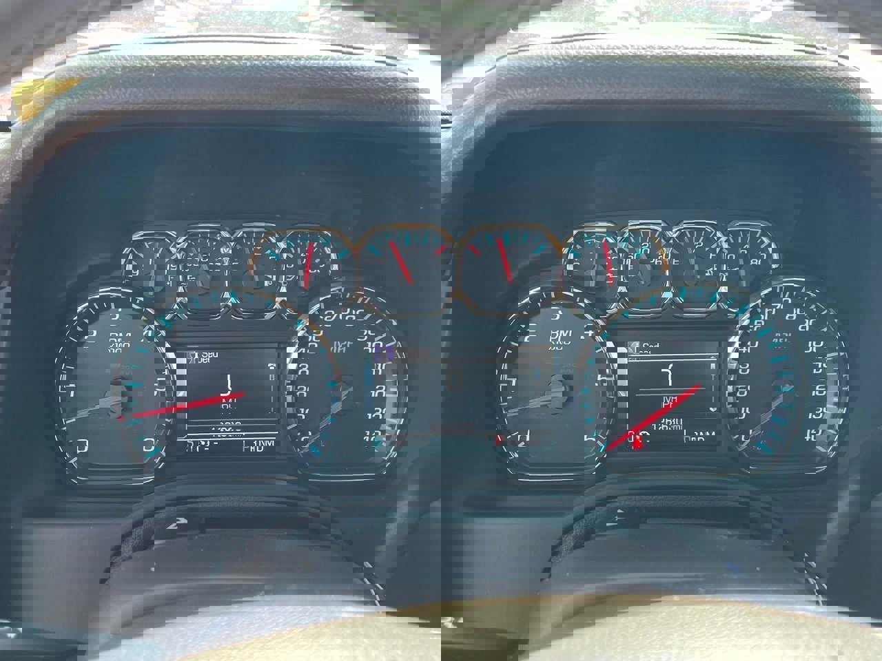 Used 2016 Chevrolet Suburban LTZ image 7