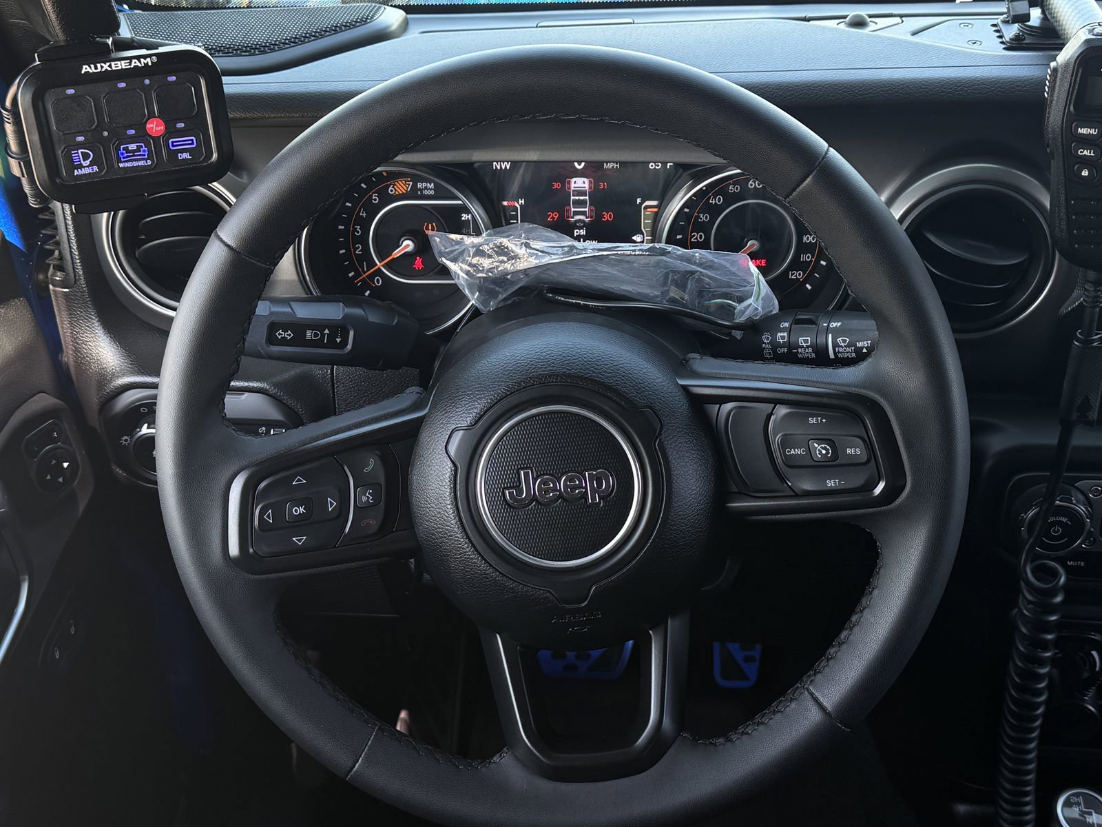 Used 2023 Jeep Wrangler Unlimited Sport AWD/4WD image 14