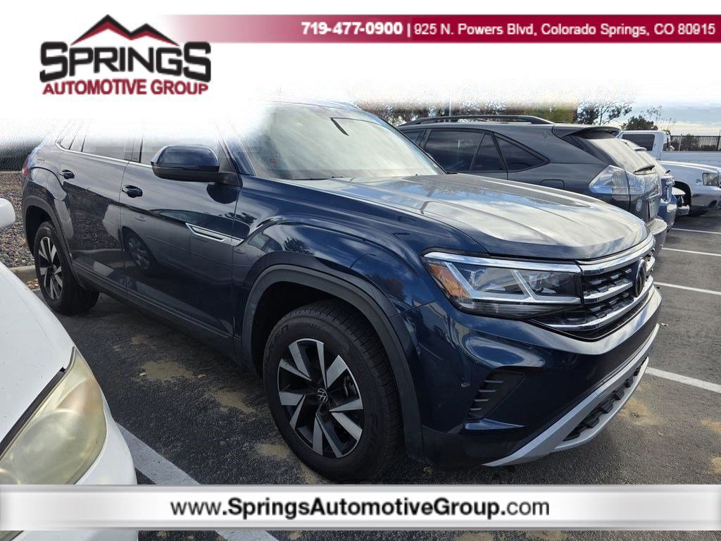 Used 2022 Volkswagen Atlas Cross Sport SE image 1