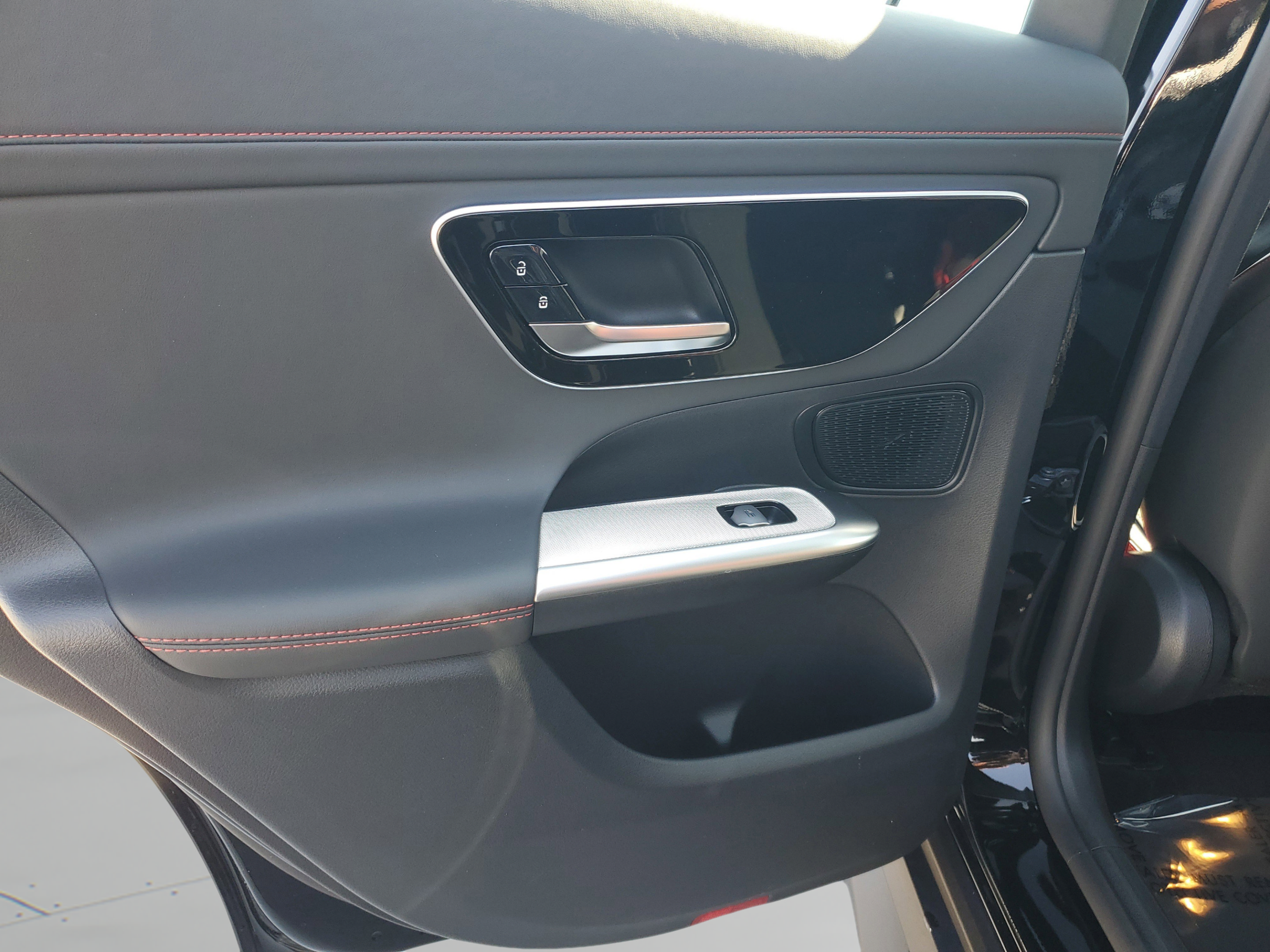 Certified 2026 Mercedes-Benz GLC 43 AMG 4MATIC image 27