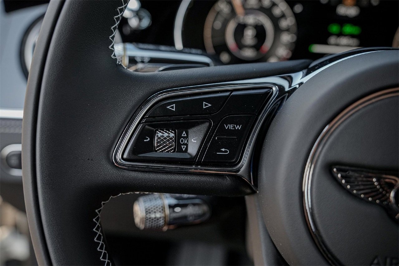 New 2026 Bentley Flying Spur Plug-In Hybrid image 23