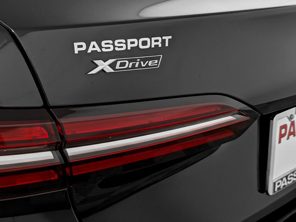 Used 2025 BMW 530i xDrive image 10