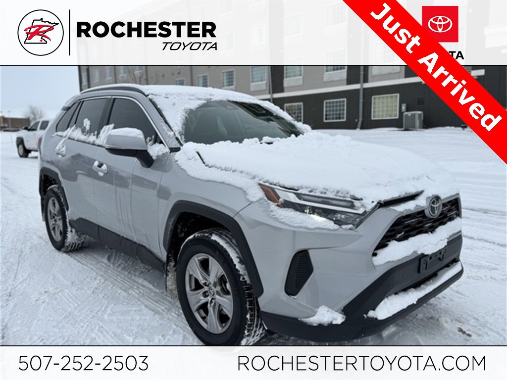 Used 2023 Toyota RAV4 XLE image 1