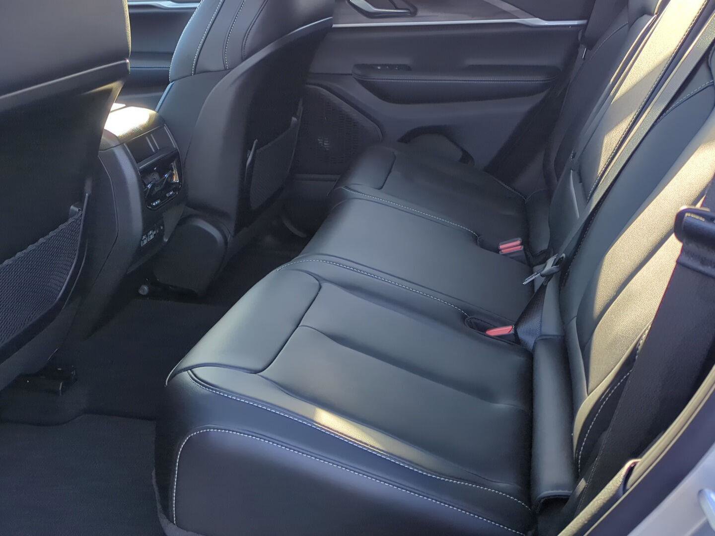 New 2025 Jeep Grand Cherokee Limited image 10