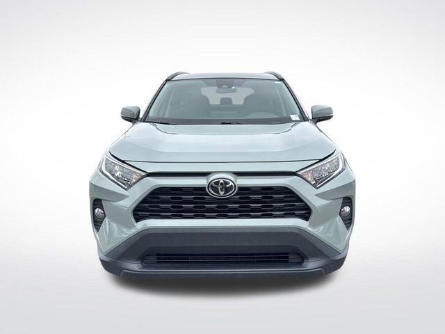 Used 2019 Toyota RAV4 XLE w/ Convenience Package image 8