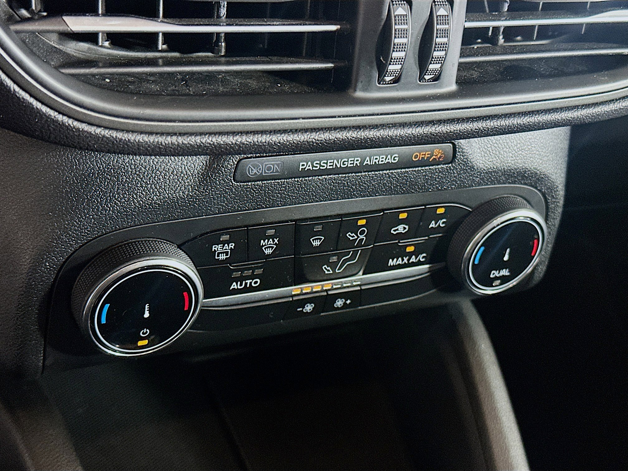 Used 2025 Ford Escape Active image 23