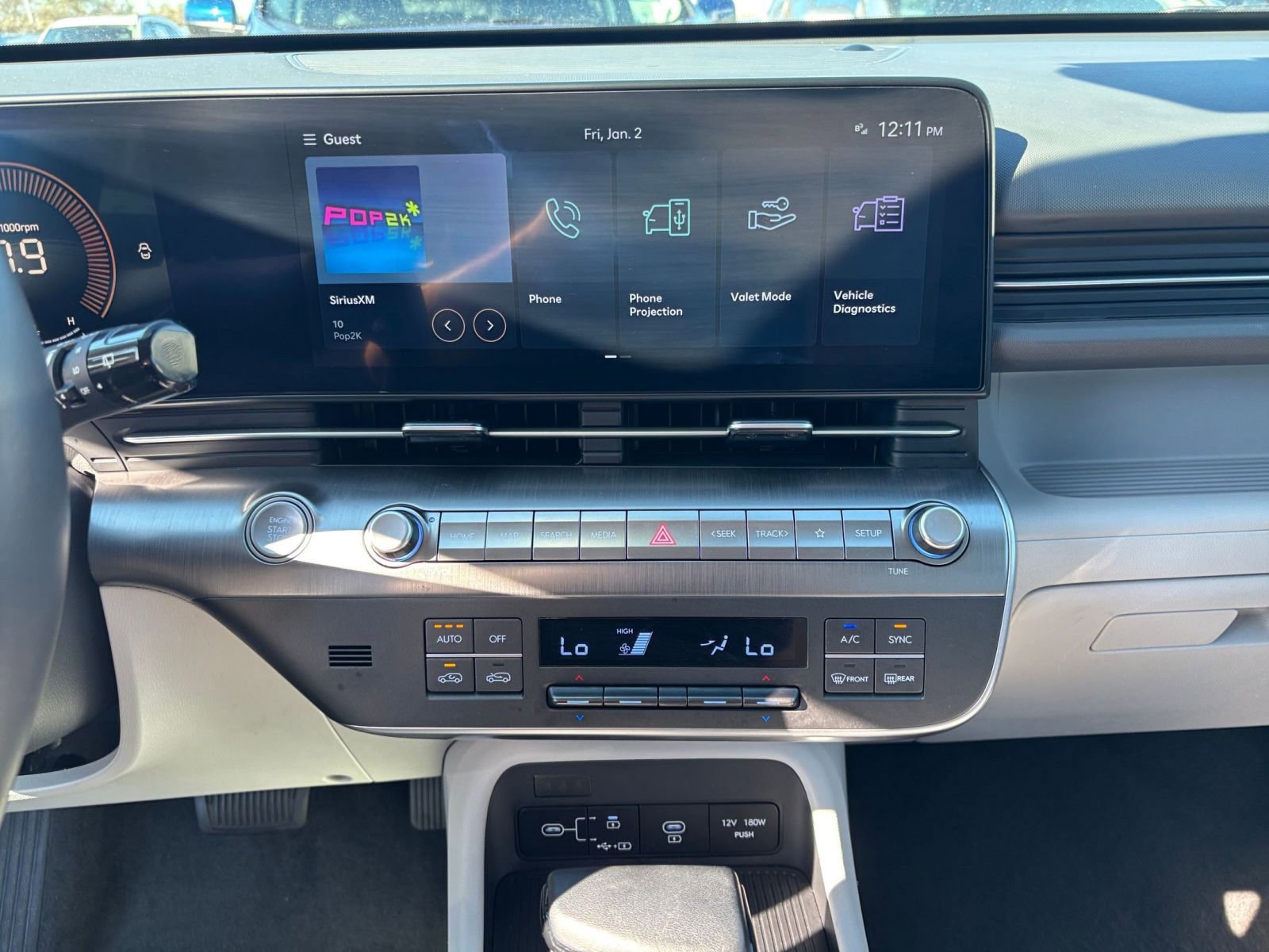 Used 2025 Hyundai Kona SEL image 18