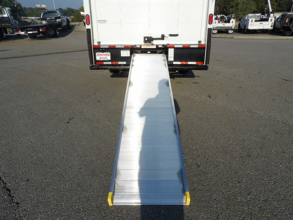 Used 2022 GMC Savana 3500 Extended w/ Power Convenience Package RWD image 36