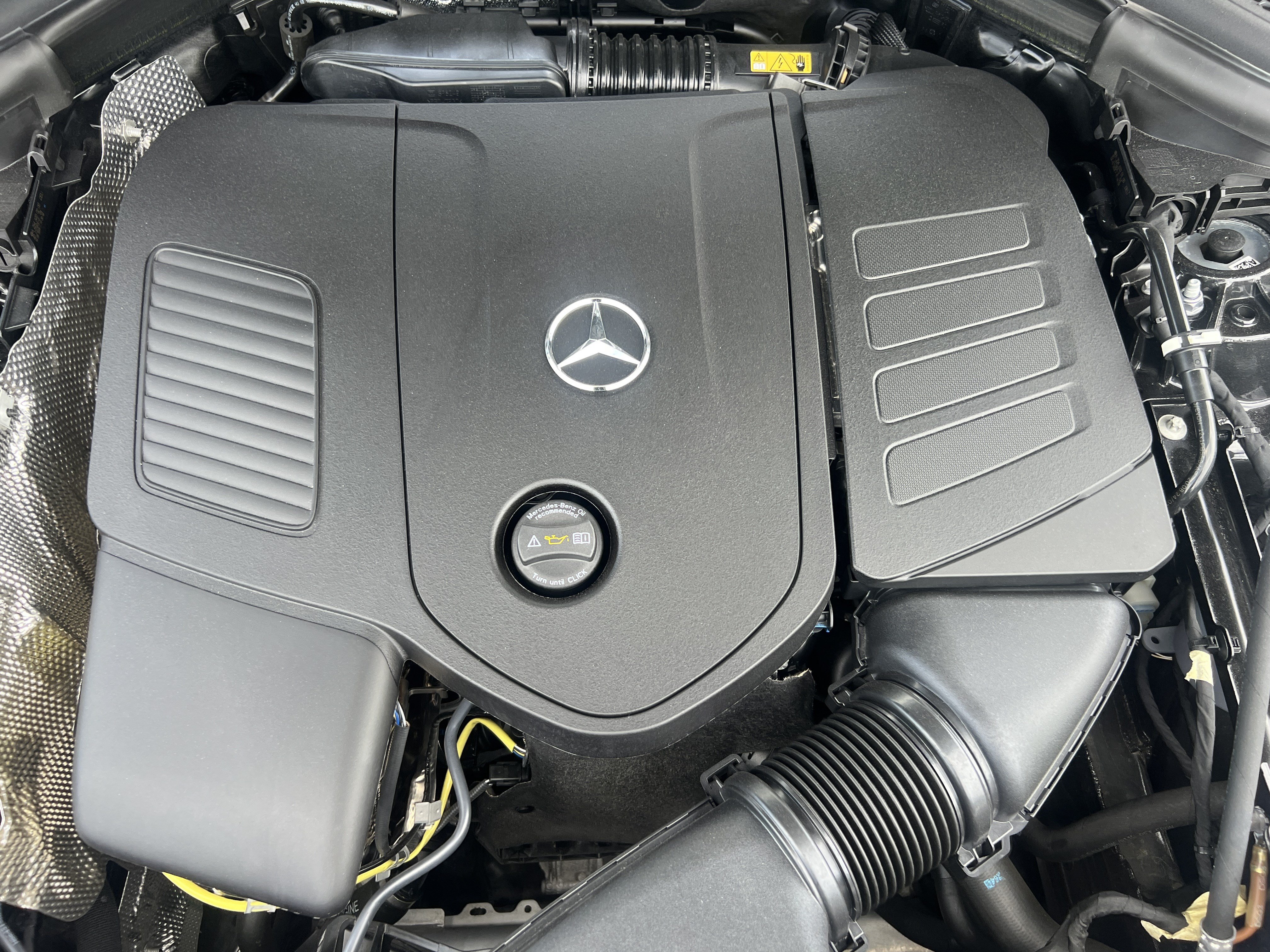 Certified 2025 Mercedes-Benz GLC 300 4MATIC image 36
