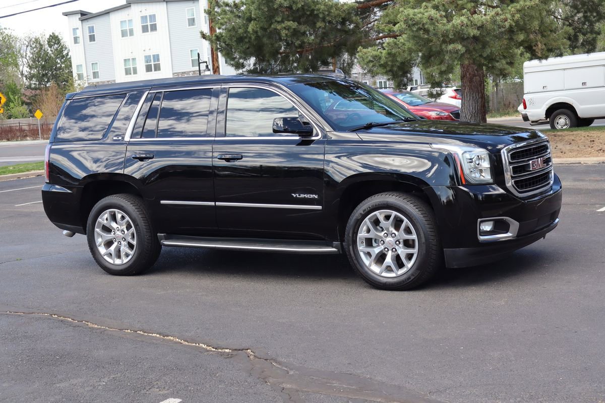 Used 2015 GMC Yukon SLE w/ Convenience Package RWD image 2