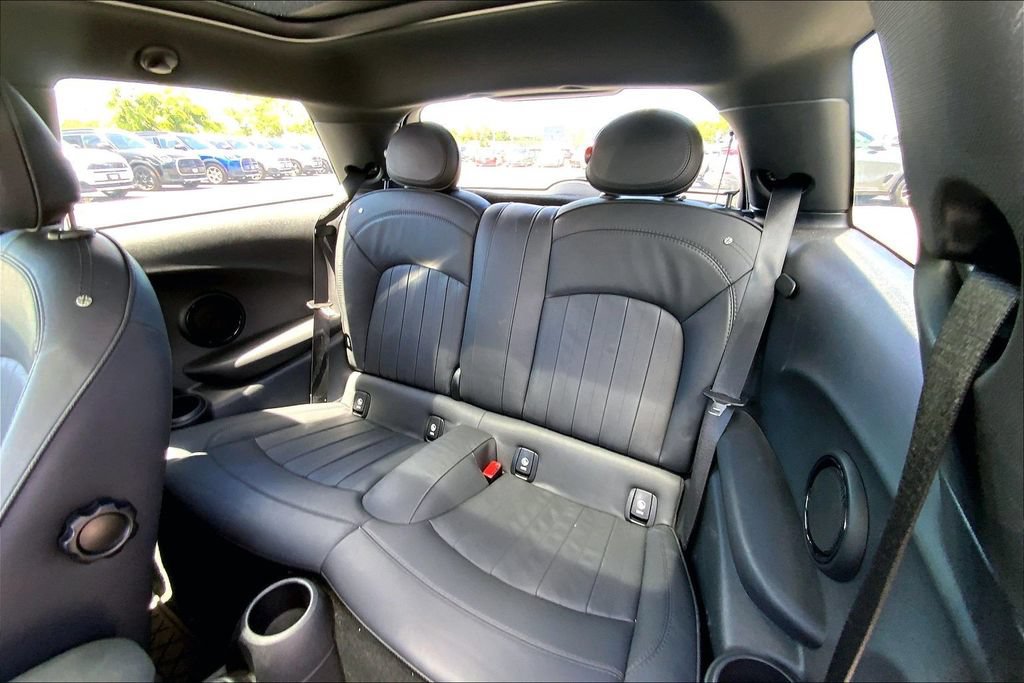 Used 2022 MINI Cooper SE FWD image 24