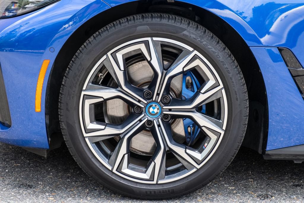 Used 2023 BMW i4 eDrive40 w/ M Sport Package RWD image 35