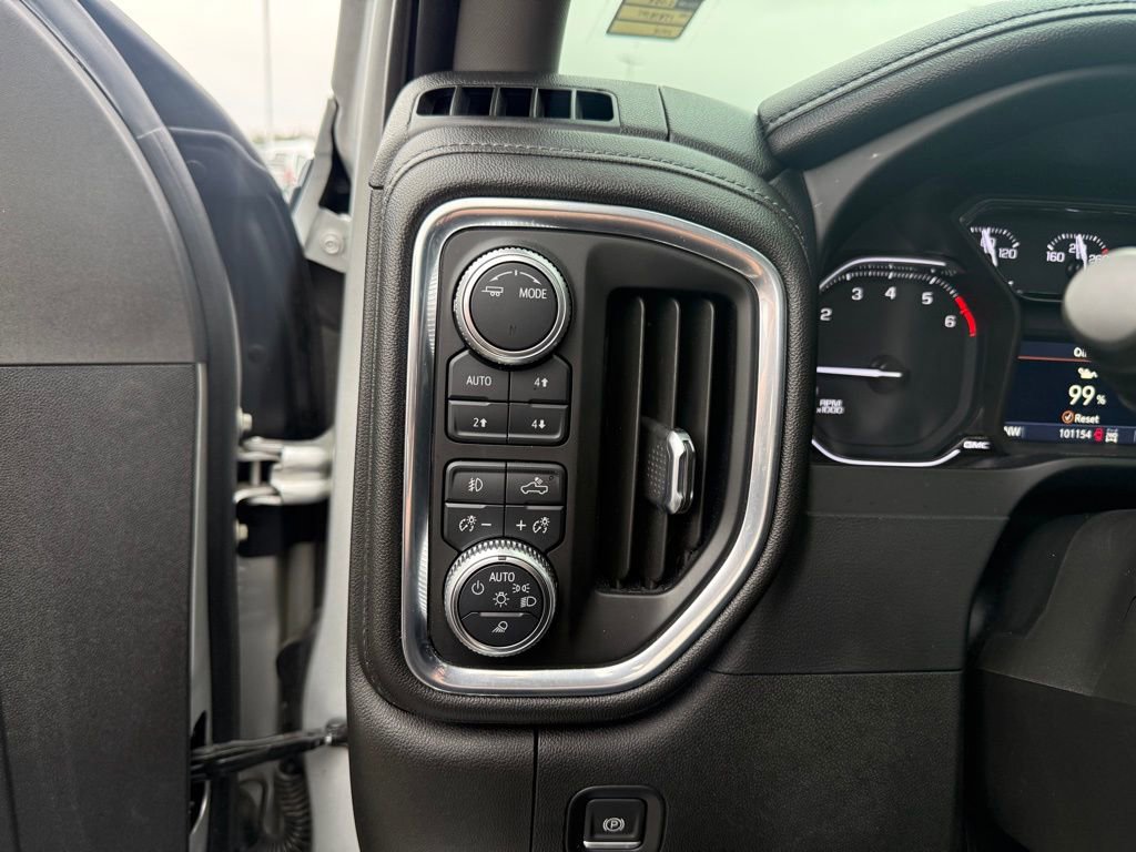 Used 2021 GMC Sierra 2500 SLT w/ SLT Premium Package image 8