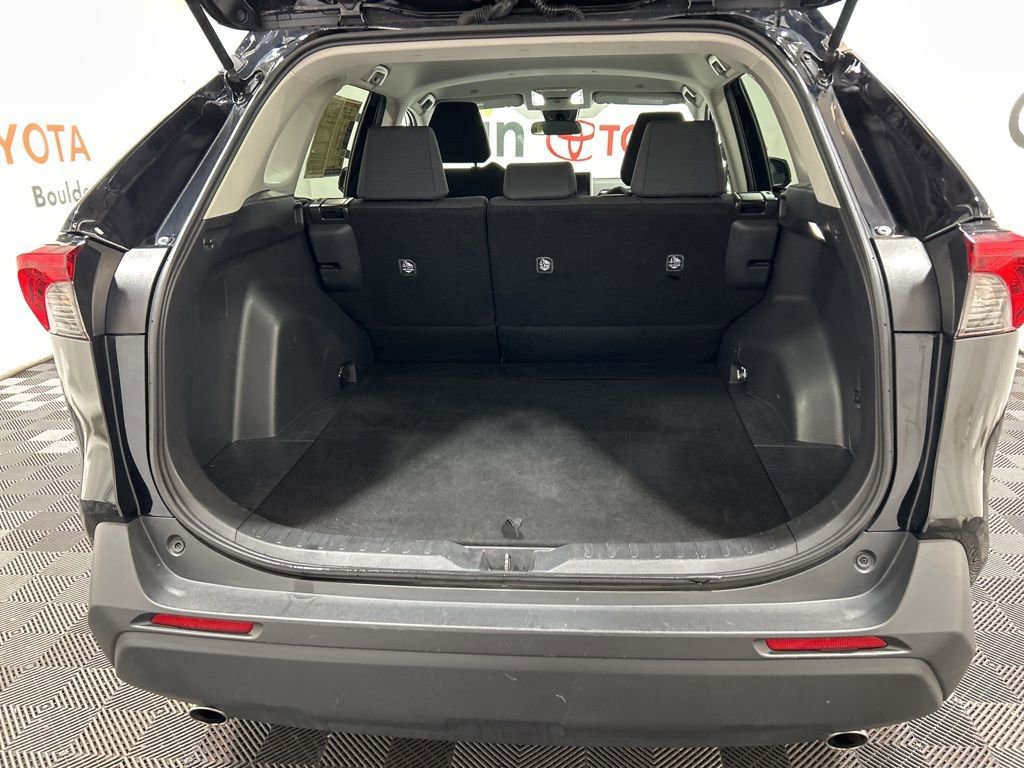 Used 2024 Toyota RAV4 LE image 17