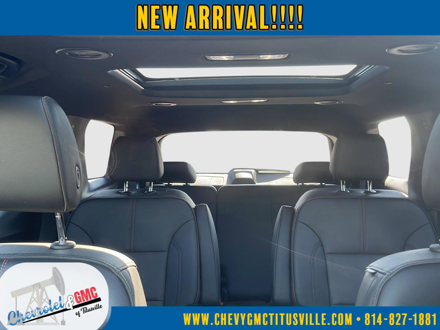 Used 2023 Chevrolet Traverse RS image 11