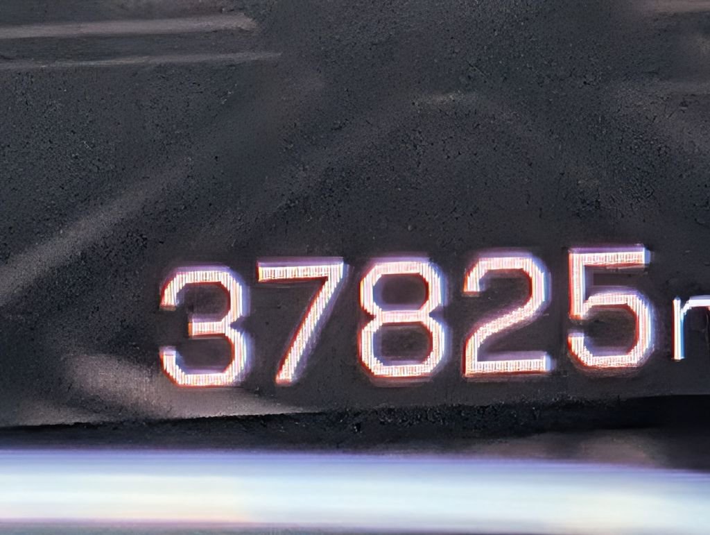 Used 2023 GMC Canyon Elevation w/ Convenience Package AWD/4WD image 16