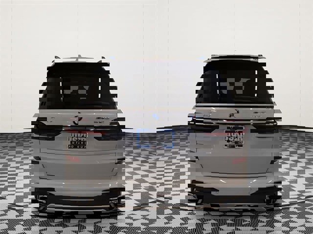 Used 2024 BMW X7 M60i w/ Executive Package image 11