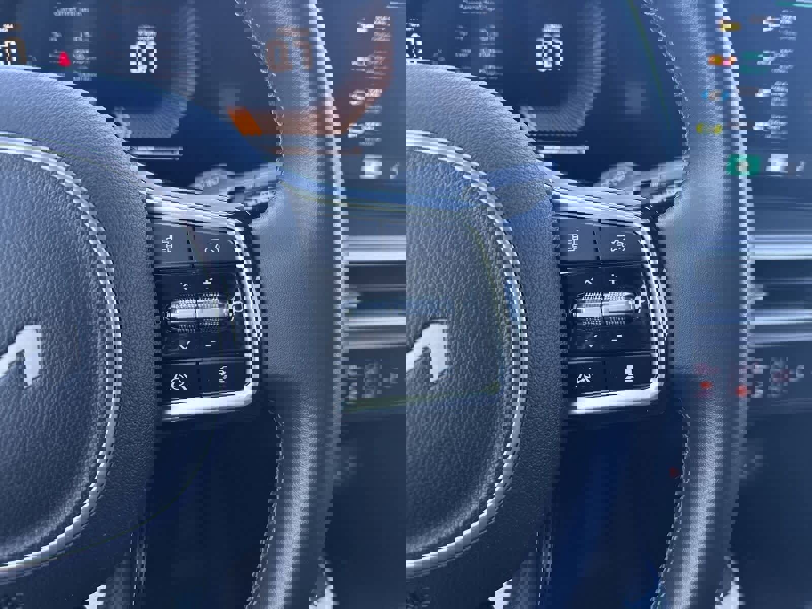 Used 2024 Kia Sorento S image 29