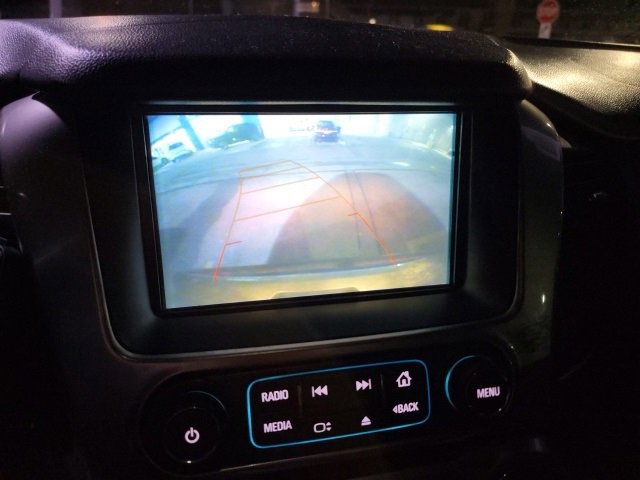 Used 2018 Chevrolet Suburban LT image 15