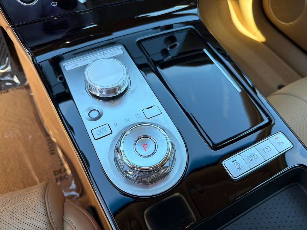 Used 2025 Genesis G80 2.5T image 30