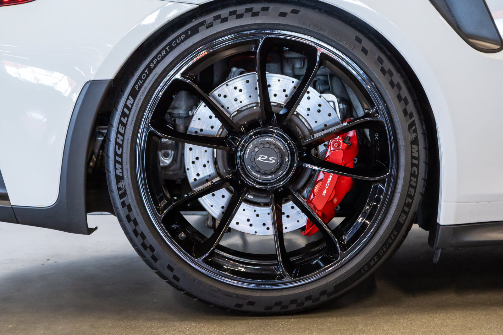Used 2016 Porsche 911 GT3 RS RWD image 13