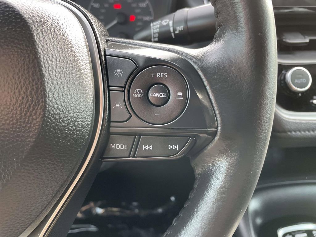 Used 2024 Toyota Corolla Sedan w/ SE Convenience Package image 33