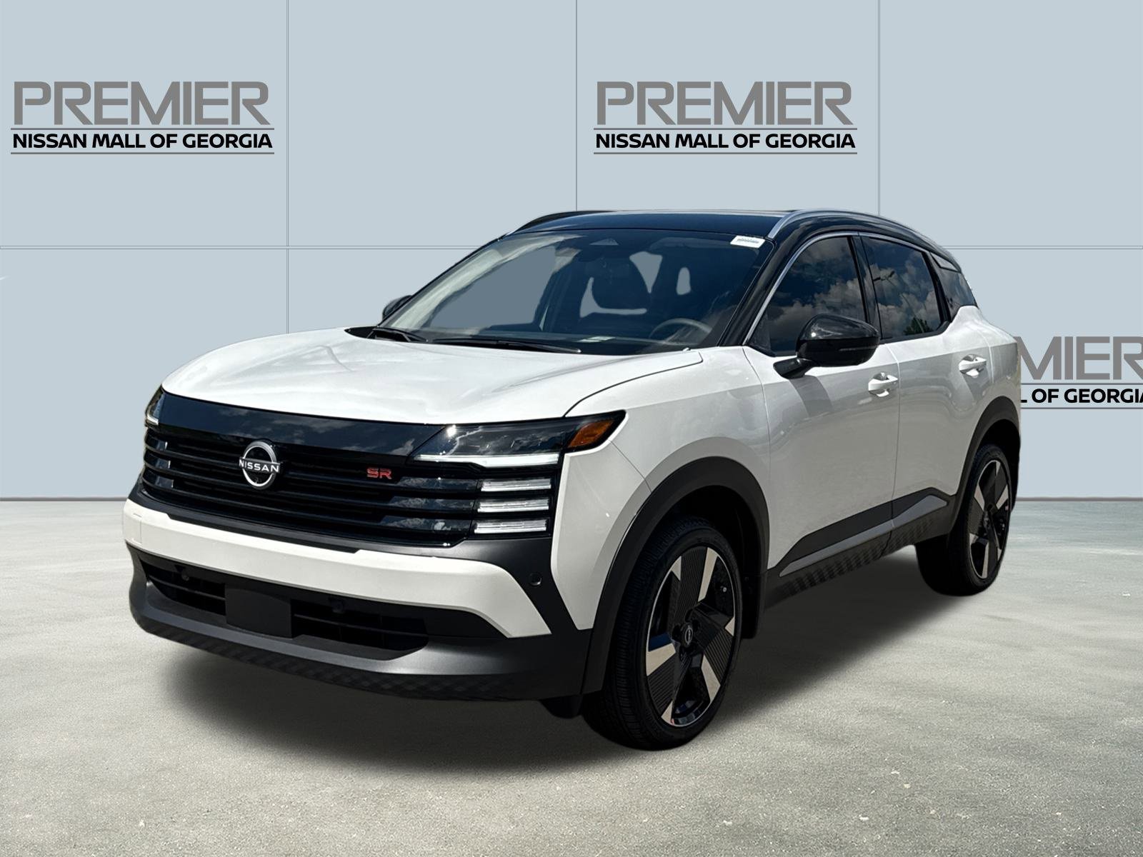 New 2025 Nissan Kicks SR w/ Illumination Package