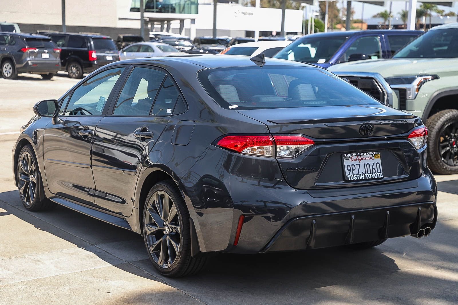 Certified 2025 Toyota Corolla SE FWD image 8