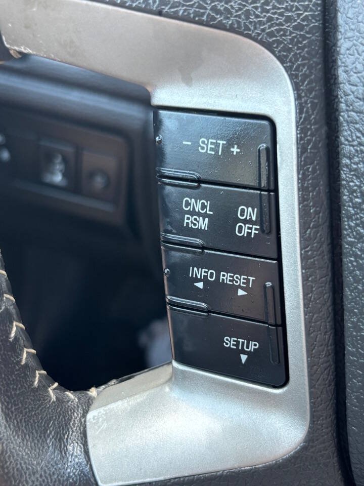 Used 2010 Ford Fusion Hybrid FWD image 25
