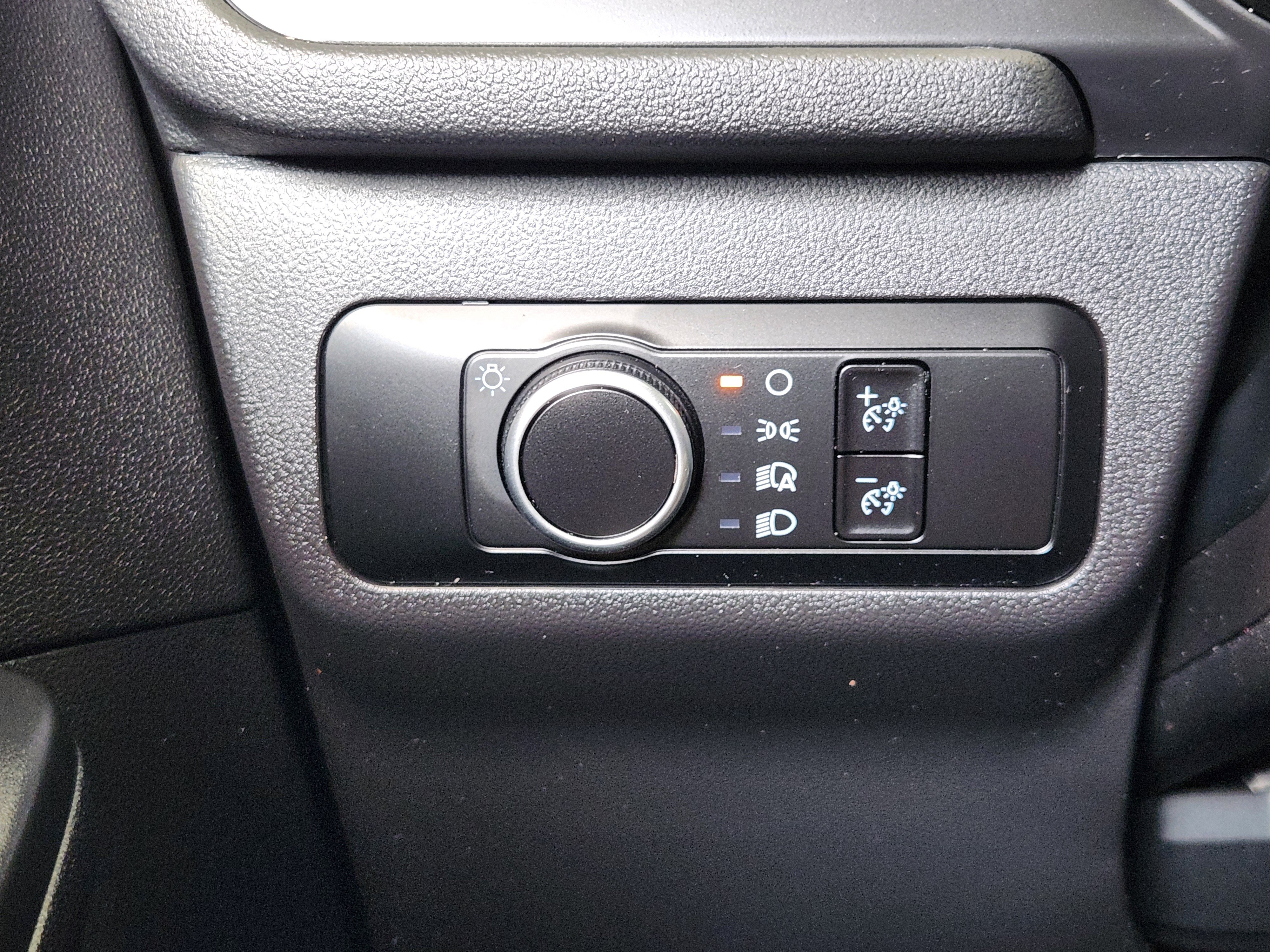 Used 2025 Ford Escape ST-Line FWD image 22