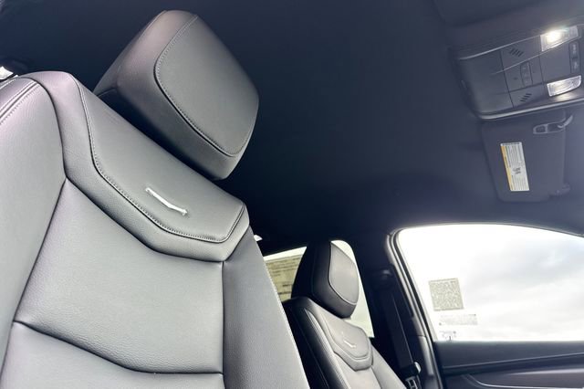 New 2026 Cadillac XT5 Luxury w/ LPO, Floor Liner Package image 17
