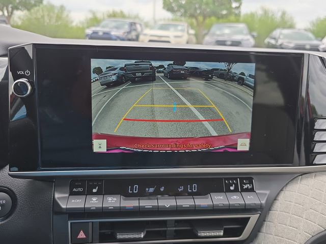 Used 2026 Toyota Camry XLE image 22