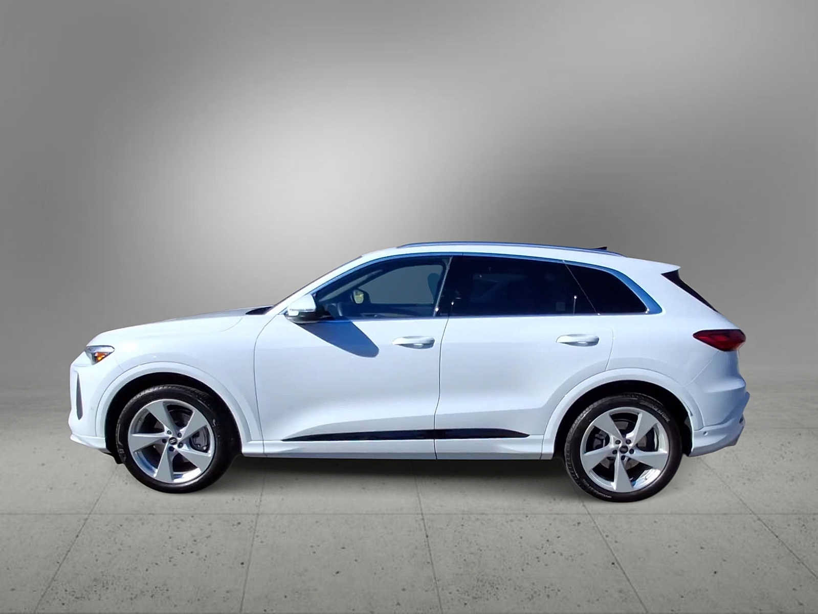 Used 2025 Audi Q5 Prestige AWD/4WD image 5