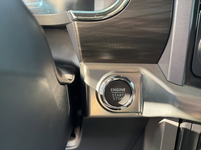 Used 2024 Ford F150 Lariat w/ FX4 Off-Road Package image 14