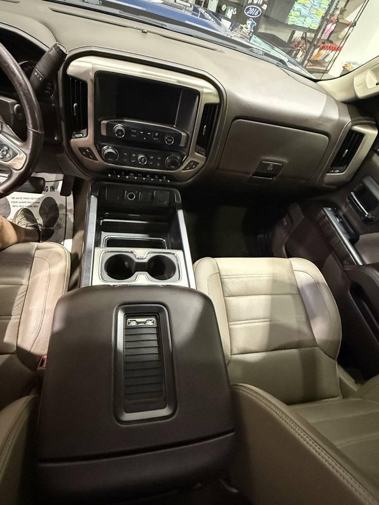 Used 2016 GMC Sierra 2500 Denali w/ Duramax Plus Package image 33