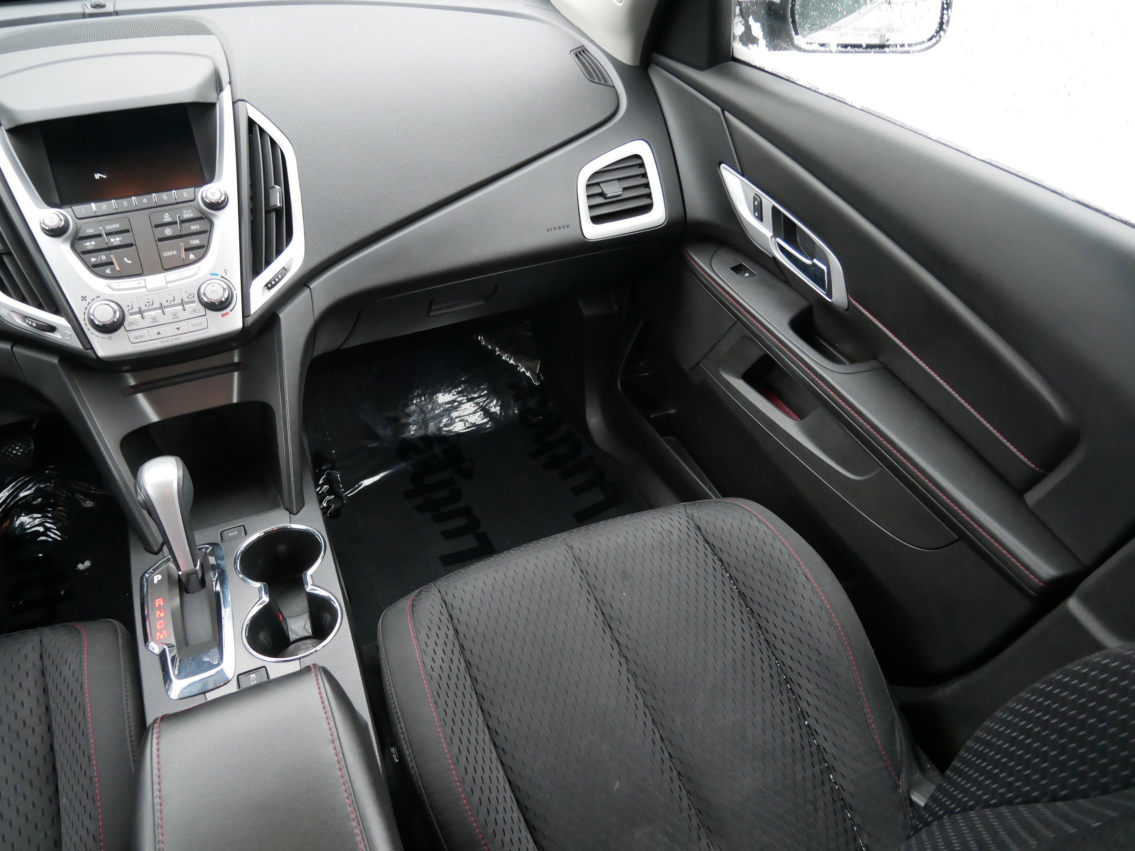 Used 2015 GMC Terrain SLE image 11